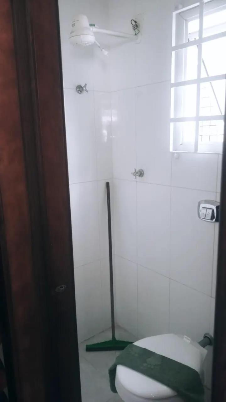 Casa de hóspedes Do Ton Guarujá